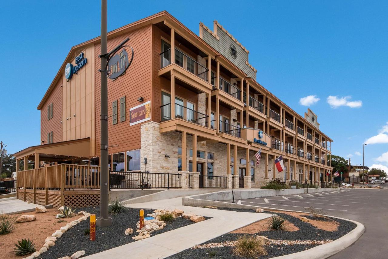Best Western Bandera Suites & Saloon Luaran gambar