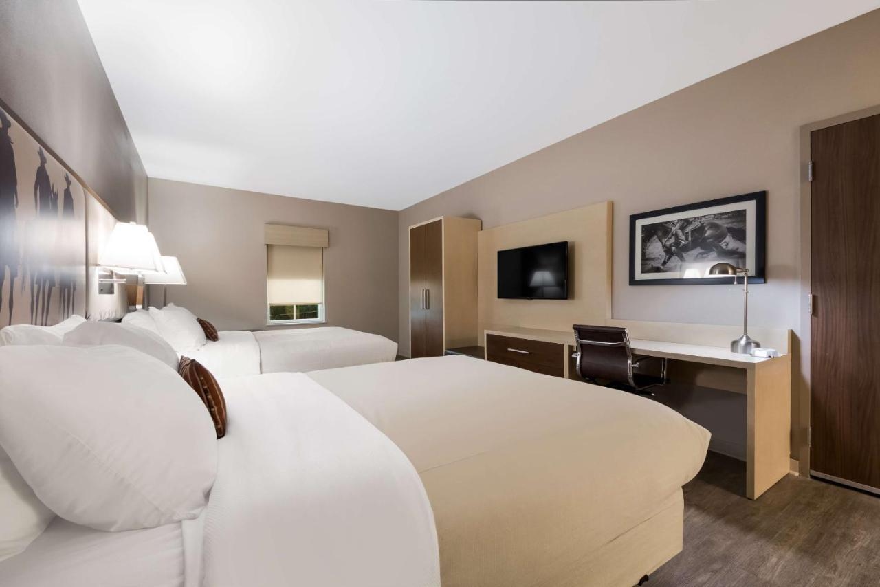 Best Western Bandera Suites & Saloon Luaran gambar